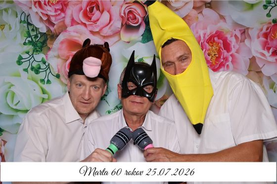 fotobudka pozadie kvety rekvizity